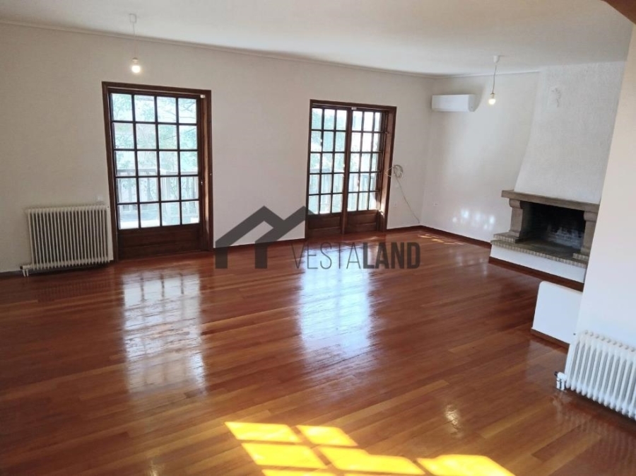 (For Rent) Residential Maisonette || Athens North/Vrilissia - 152 Sq.m, 4 Bedrooms, 1.500€ 